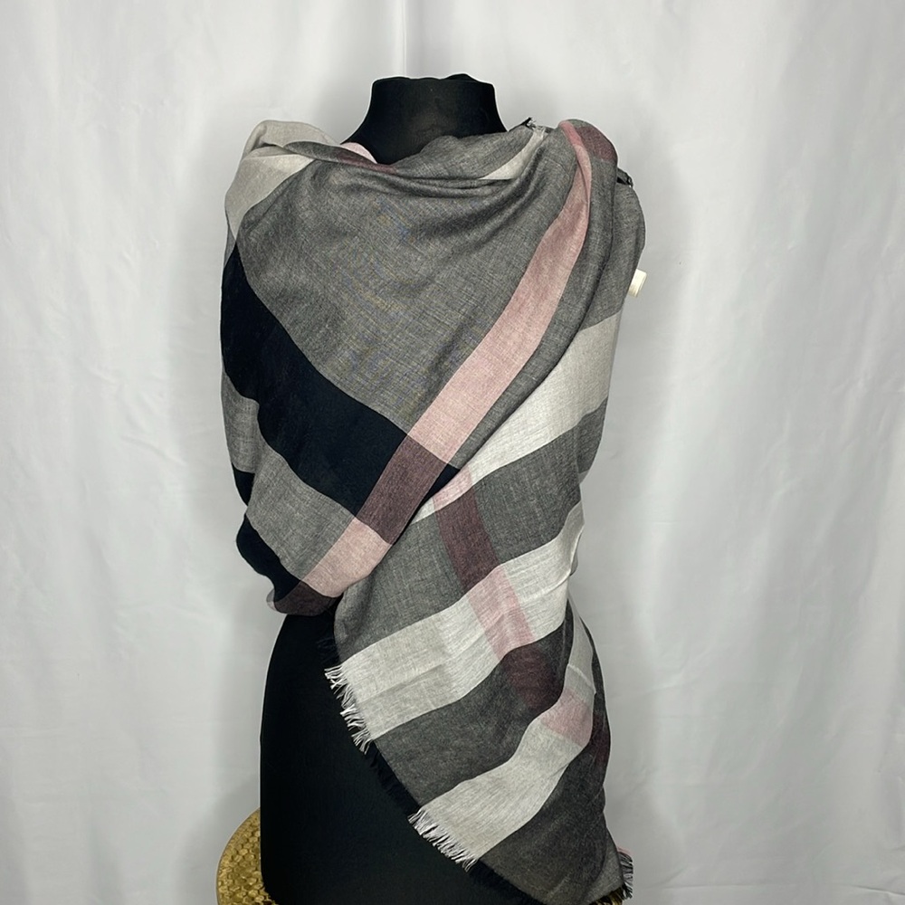 Burberry Scarf Wrap Shawl